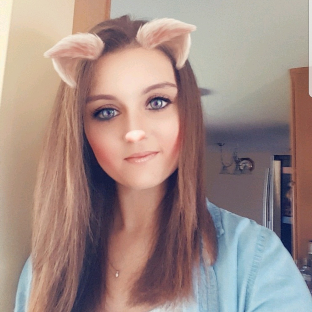 Meet your Posher, Amanda